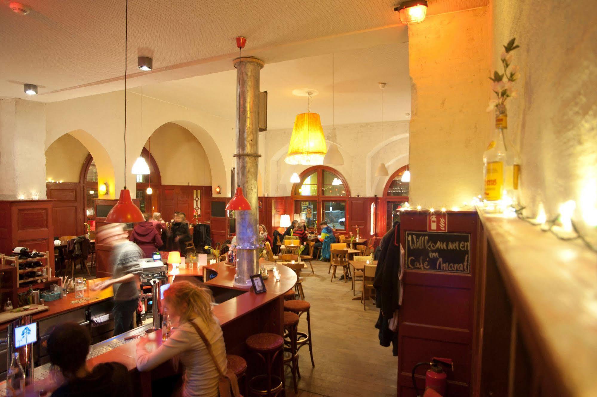 Subraum Hostel Rostock Bagian luar foto